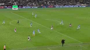 半场战报：乌迪内斯0-1热那亚，马利诺夫斯基点射