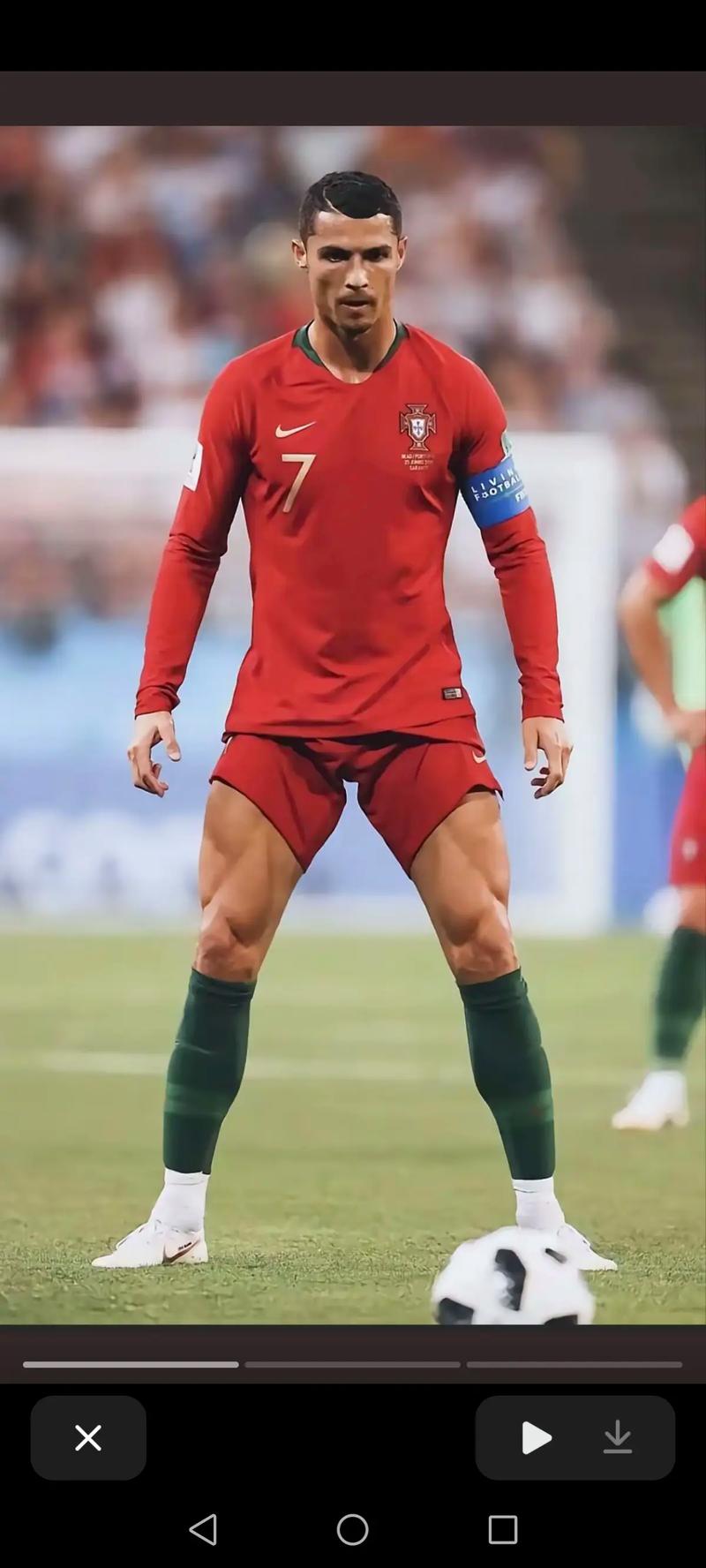 图赫尔：世界杯期间替补球员或待在更衣室，我们有勇气去争冠