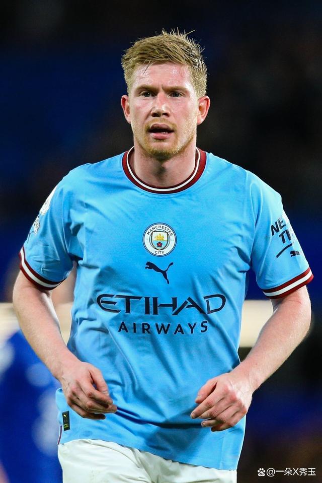 英超半场：西蒙斯传射，里沙利松破门，热刺2-0布伦特福德