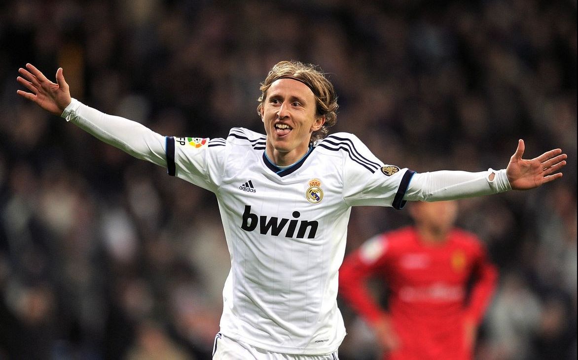 足球欧冠官方公布本赛季最佳阵容候选