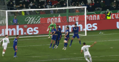 【奖项】阿卡荣获斯蒂芬·埃德伯格体育风尚奖，卢布获评阿瑟·阿什人道主义奖