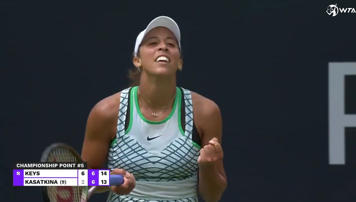 更是足球技 更是足球技