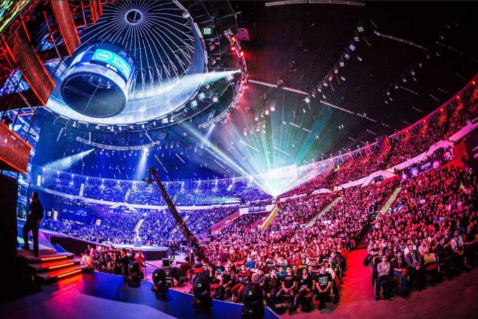 夫斯成长的 夫斯成长的